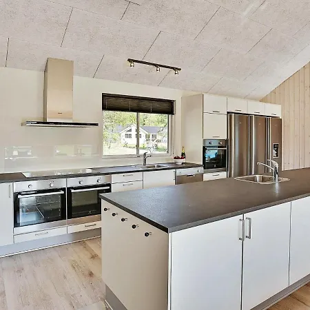Feriehus Eight-bedroom In Frederiksværk *