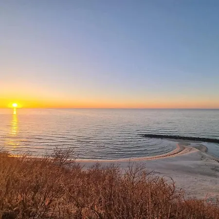 Luxury Pool Retreat - By Traum